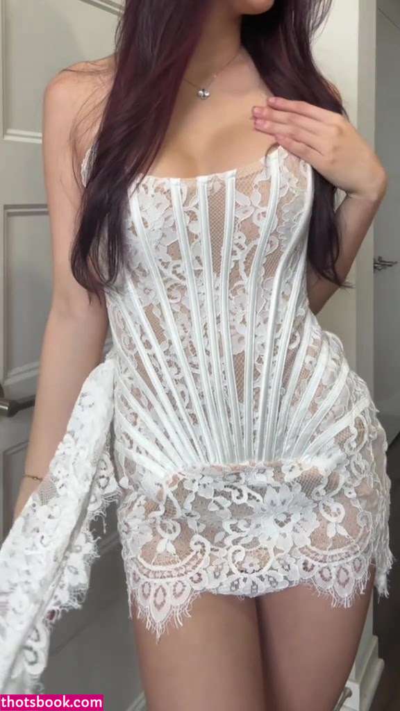 Winnie Chang Photo #8