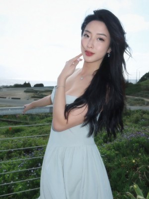 Winnie Chang Photo #43