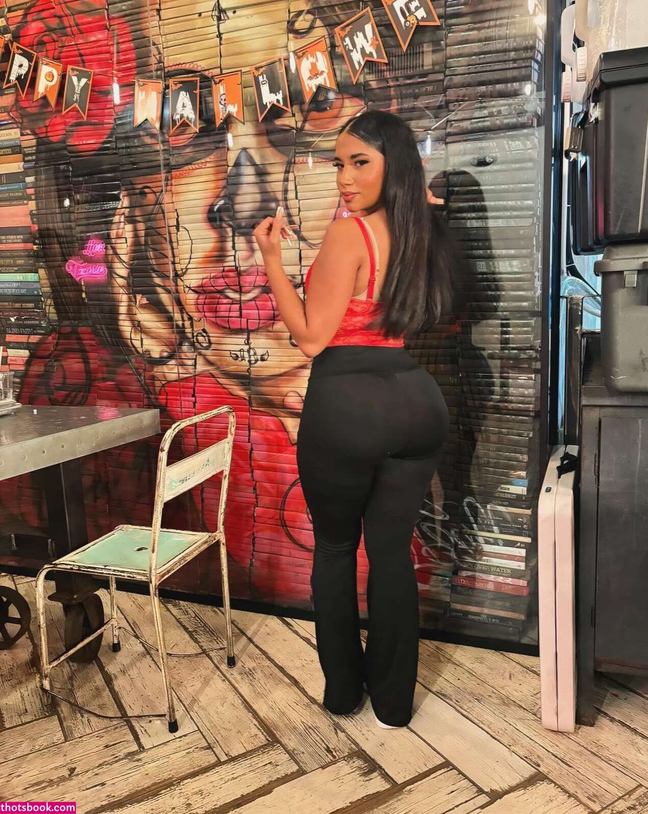 Jamely Vargas Photo #7