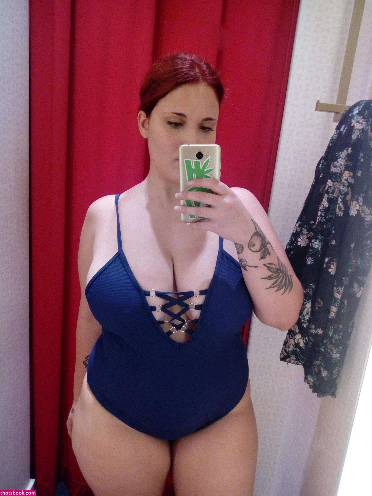 Madia Garganese Photo #7