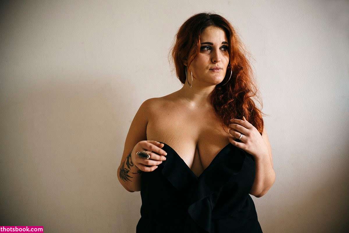 Madia Garganese Photo #27