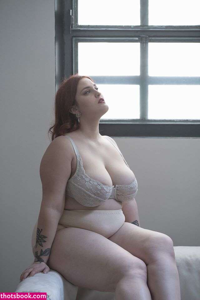 Madia Garganese Photo #35