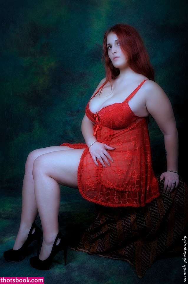 Madia Garganese Photo #42