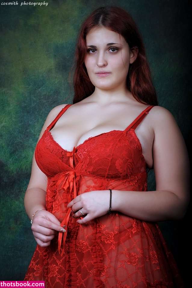 Madia Garganese Photo #44