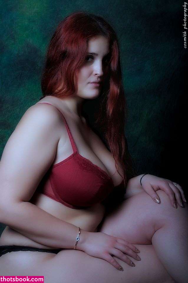 Madia Garganese Photo #46