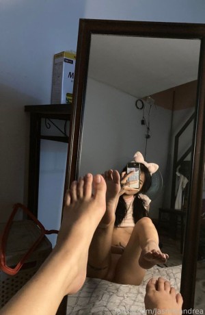 notyogirl19 Photo #13