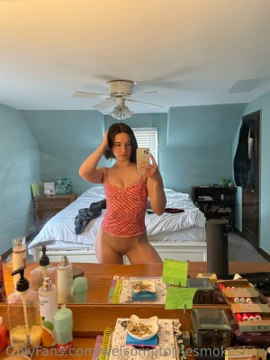 Welcometothesmokeshow Photo #38