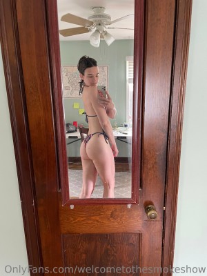 Welcometothesmokeshow Photo #46