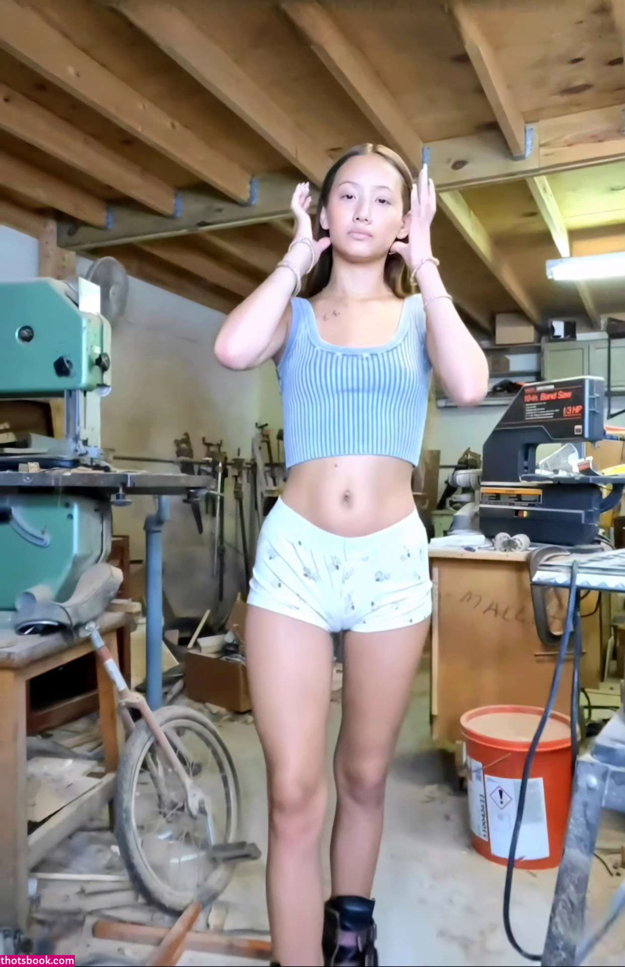 Alessandra Liu Photo #15