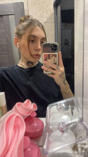 Antonina Moon Photo #15