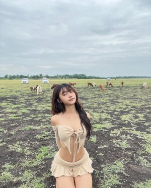 Prapatsorn Theethatburee Photo #33