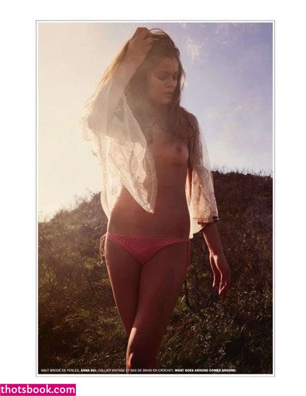 Rebekah Underhill Photo #10