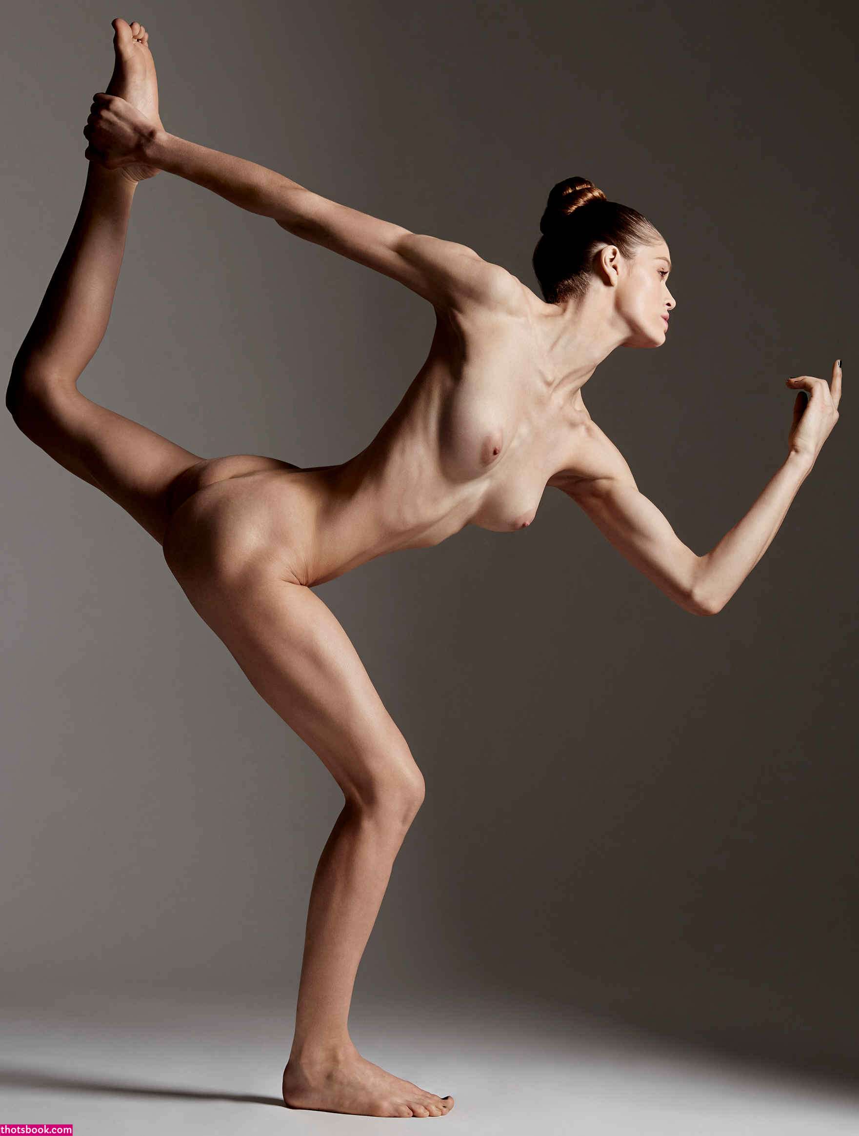 Rebekah Underhill Photo #12