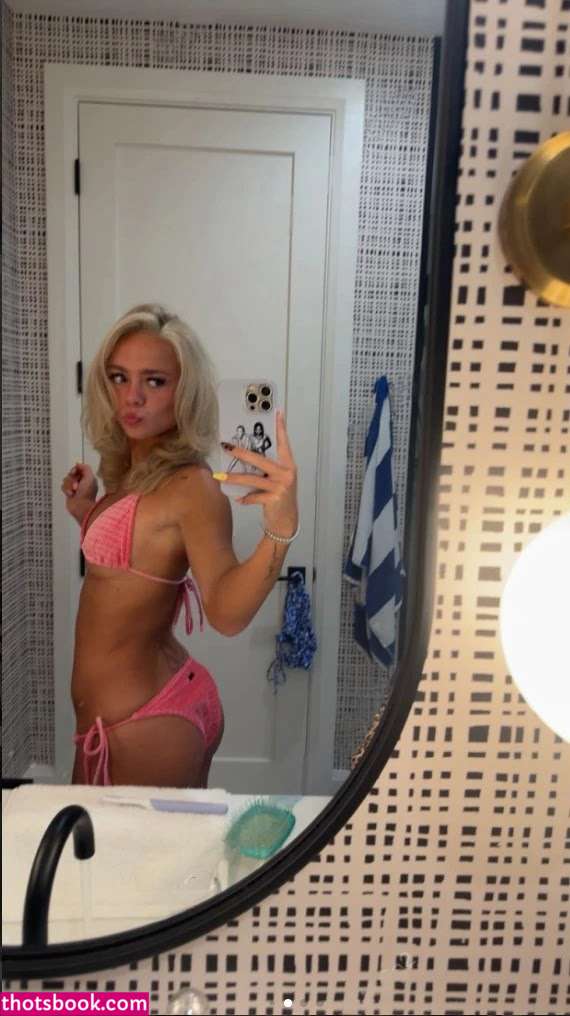 darianrhodess Photo #17