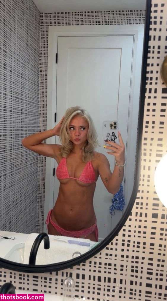 darianrhodess Photo #18