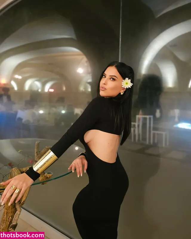 Fenizia Iusto Photo #8