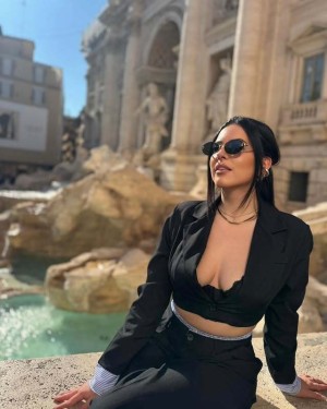 Fenizia Iusto Photo #16