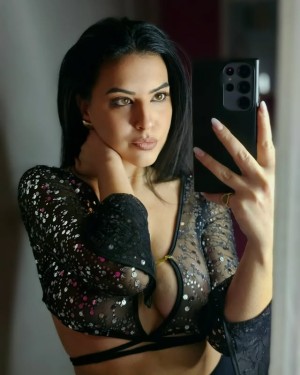 Fenizia Iusto Photo #34