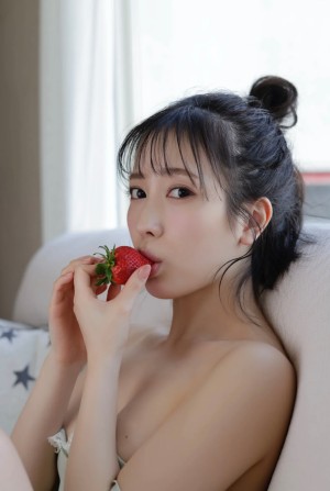 Yotsuha Kominato Photo #6