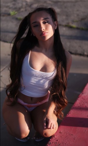 Alahna Ly Photo #336