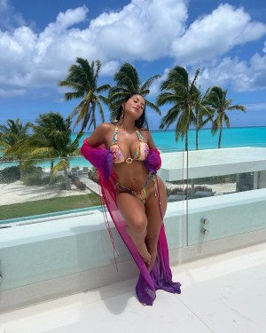 Katya Elise Henry Photo #110