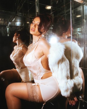 Sofia Jamora Photo #163