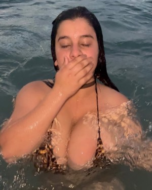 unoresident1191k Photo #85