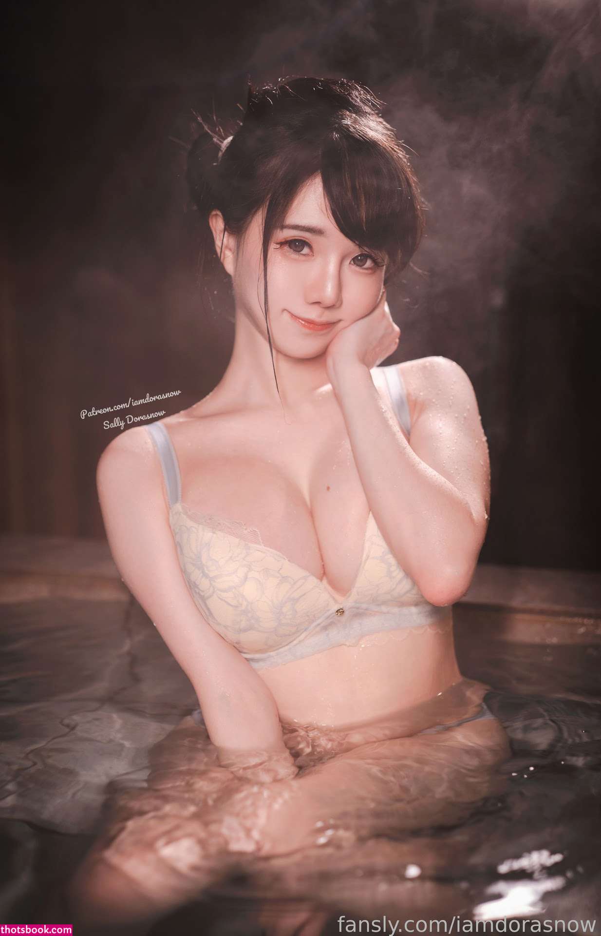 Sally Dorasnow Photo #302