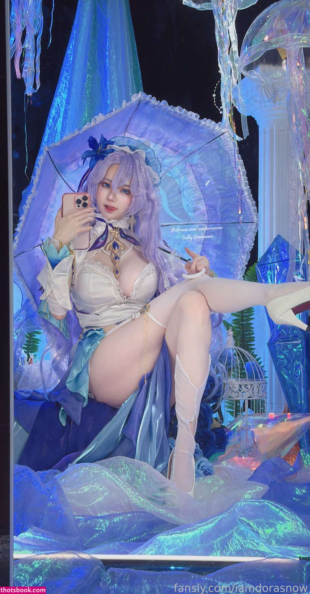 Sally Dorasnow Photo #329