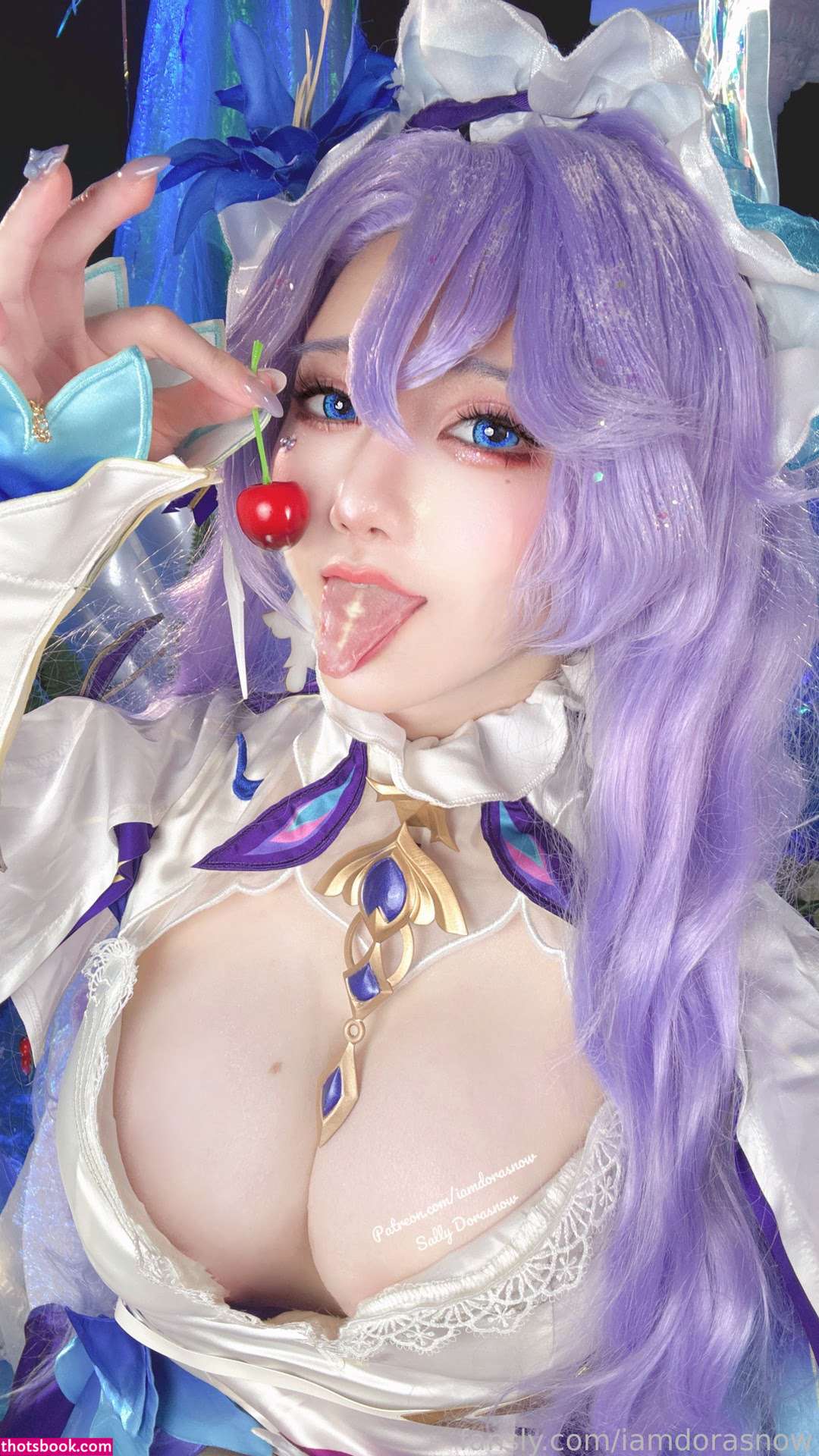 Sally Dorasnow Photo #332