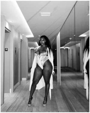 Teresa Lavae Photo #24