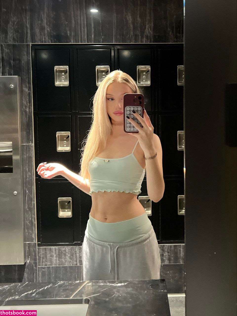 veefroggy Photo #710