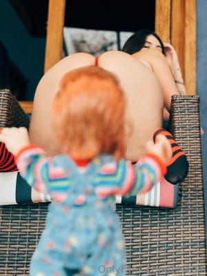 Amanda Kuhl Photo #42