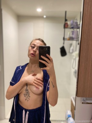 Bratty Tal Photo #18