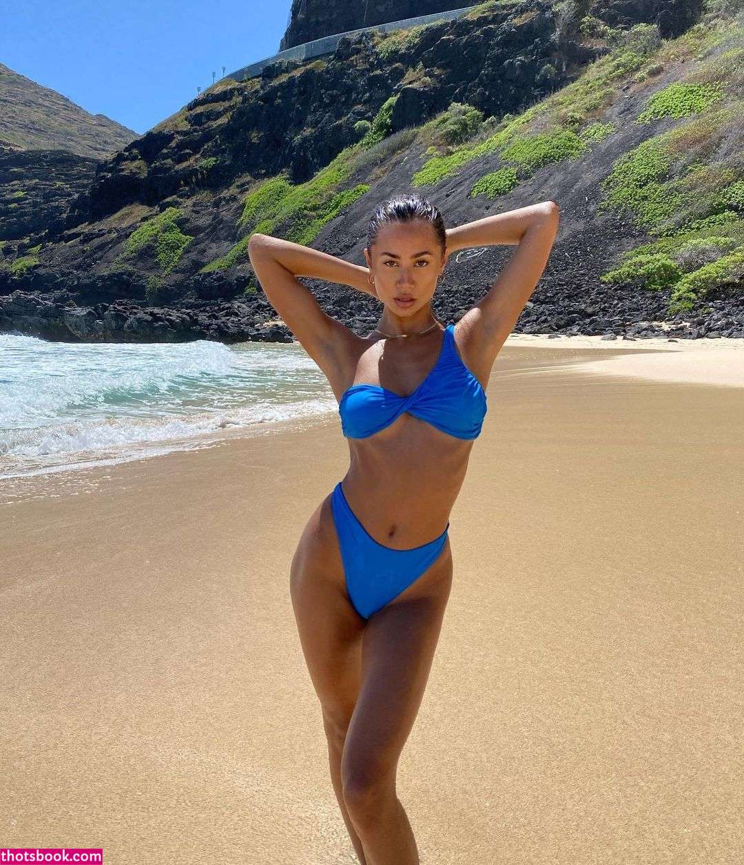 Kirra Santos Photo #9