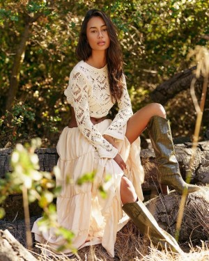 Kirra Santos Photo #14