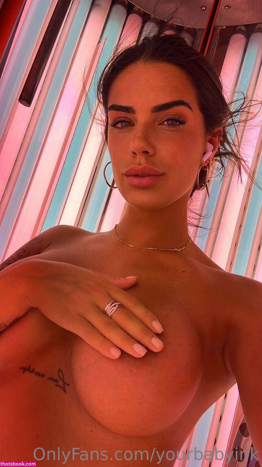 Laura Tarres Photo #39