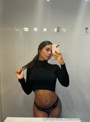 Laura Tarres Photo #49