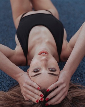 Nicole Marcheggiano Photo #32