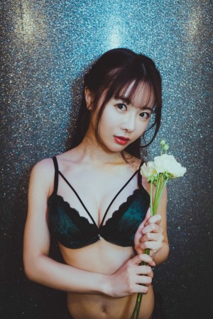 Rio Kuriyama Photo #15
