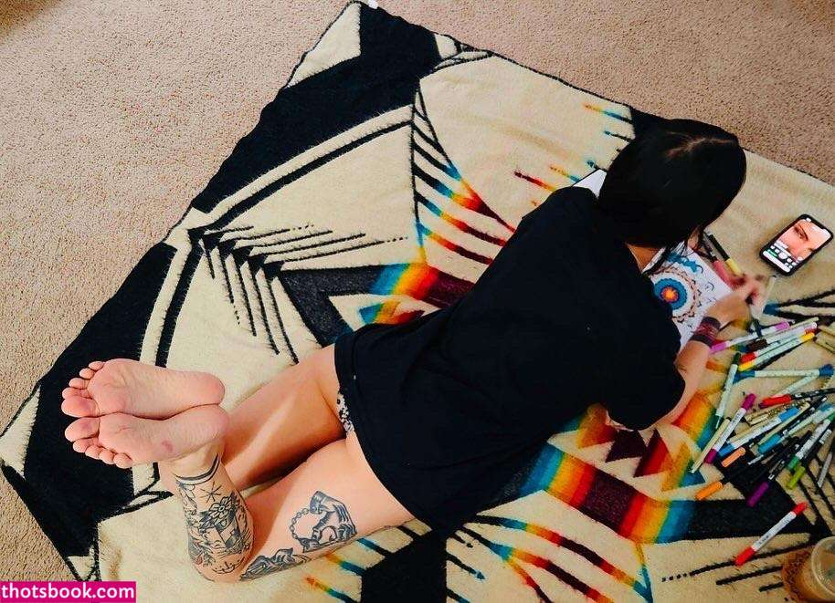 Thewitchbitchhh Photo #7