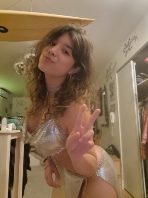 Arianne Lychee Post #1