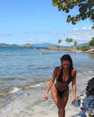 Maya Manesis Photo #28