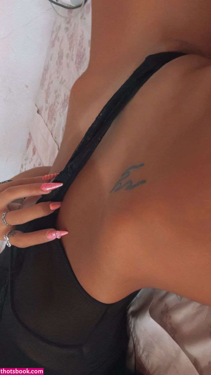 vickyailenn Photo #24