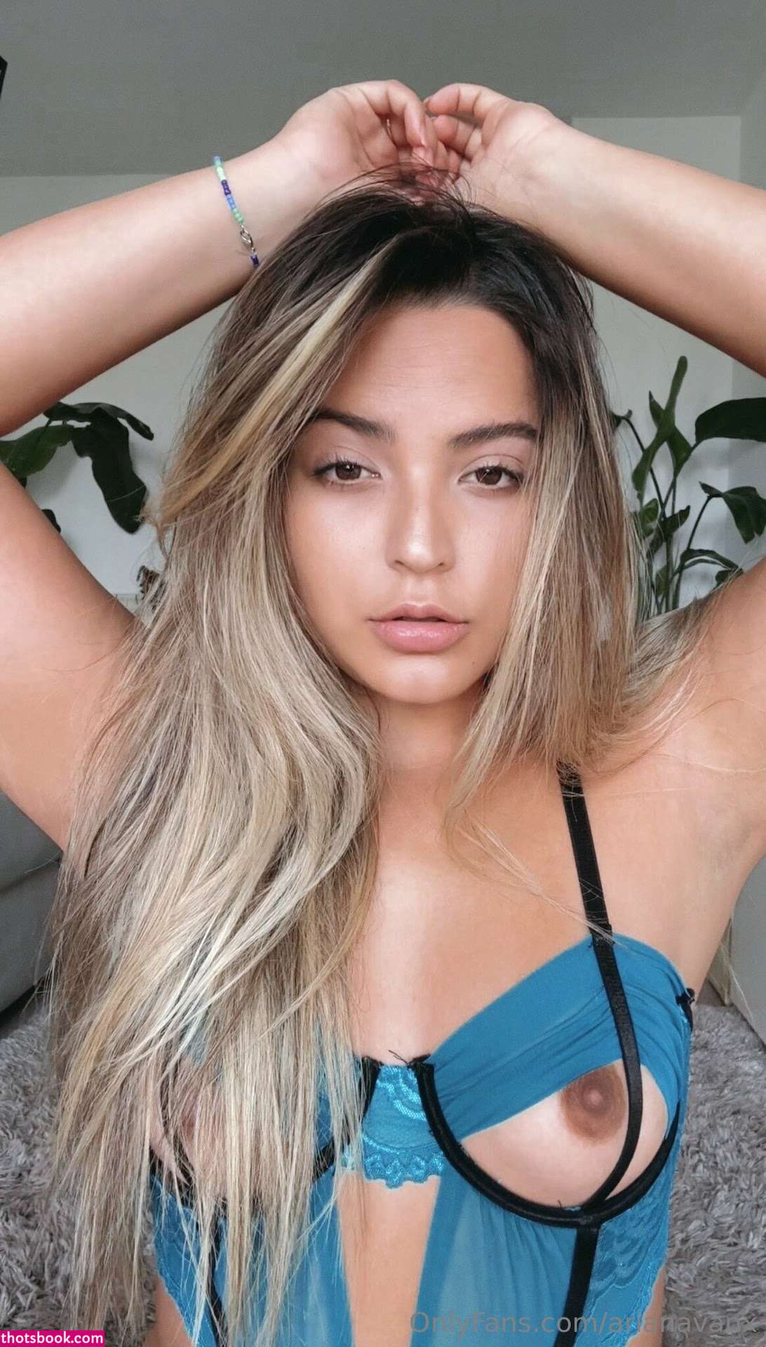 Arianavanx Photo #49