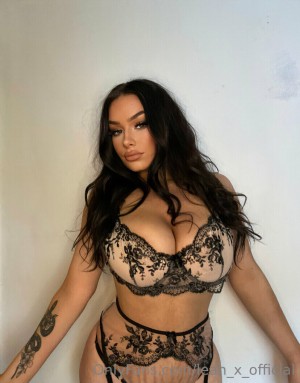 leahhnicholls Photo #27