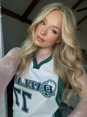 Lynzie Fulton Photo #8