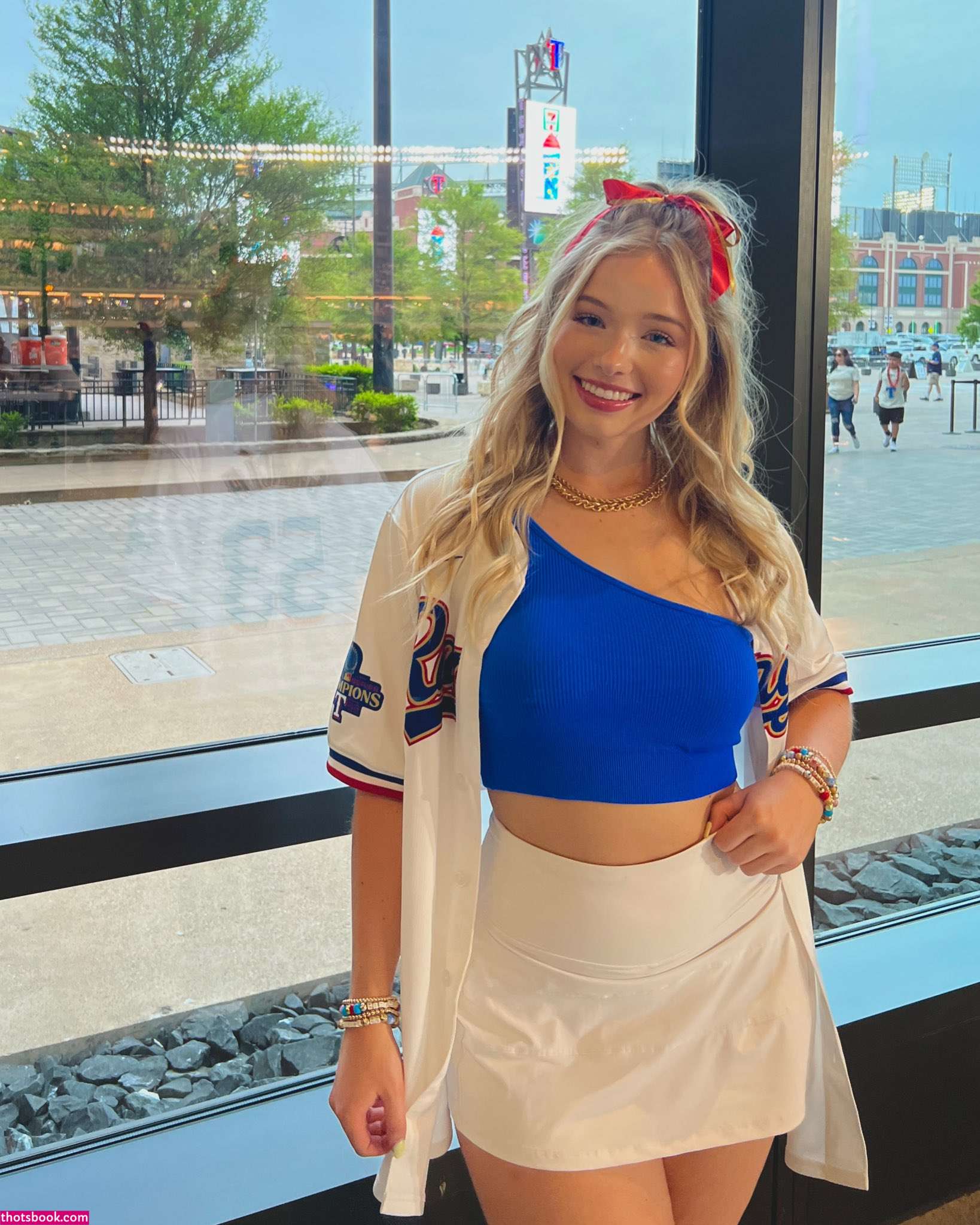 Lynzie Fulton Photo #15