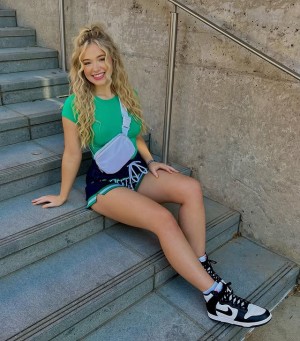 Lynzie Fulton Photo #36