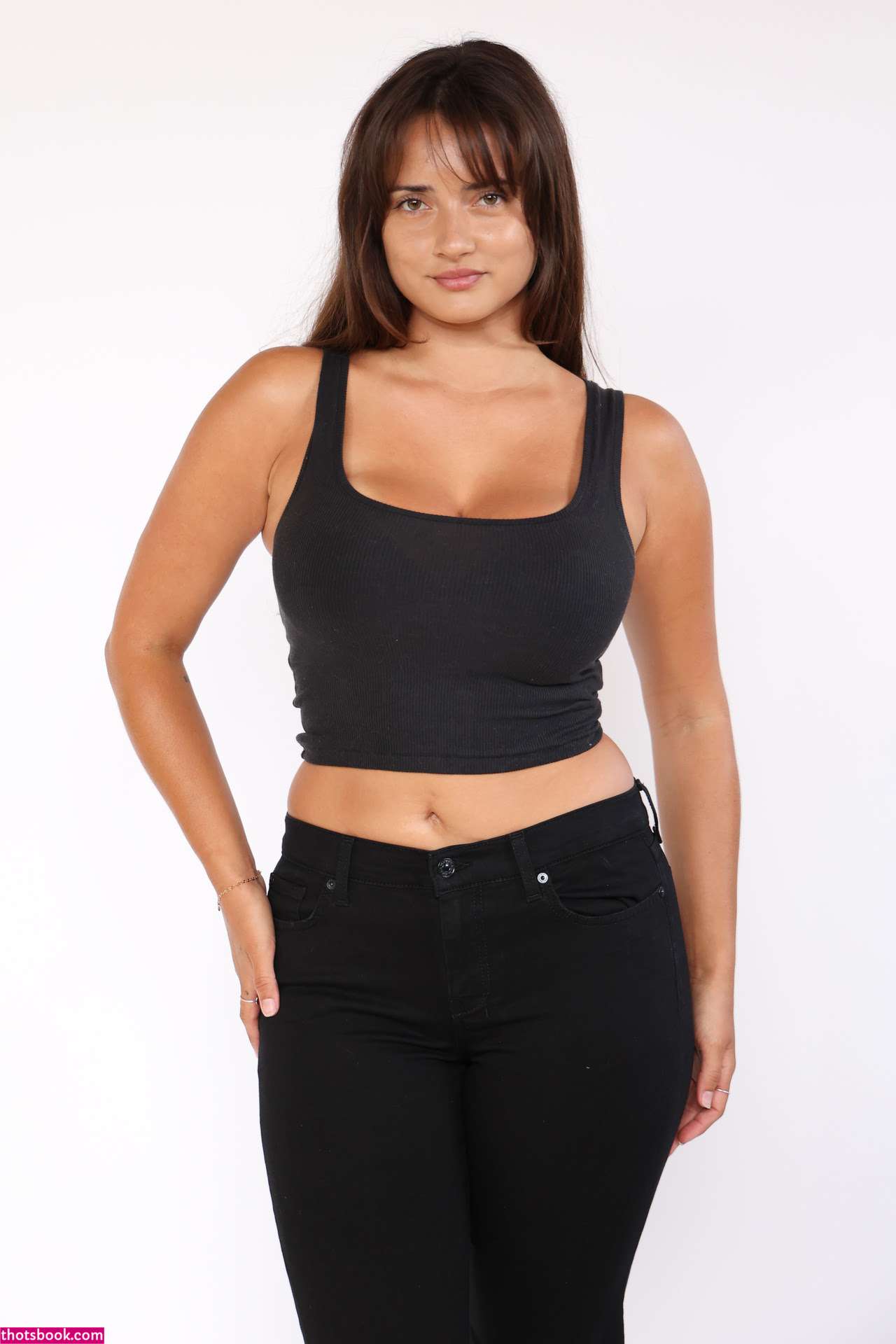 Sarah Curr Photo #48